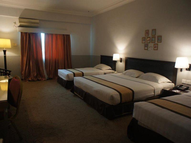 Tyng Garden Hotel SDK Buitenkant foto