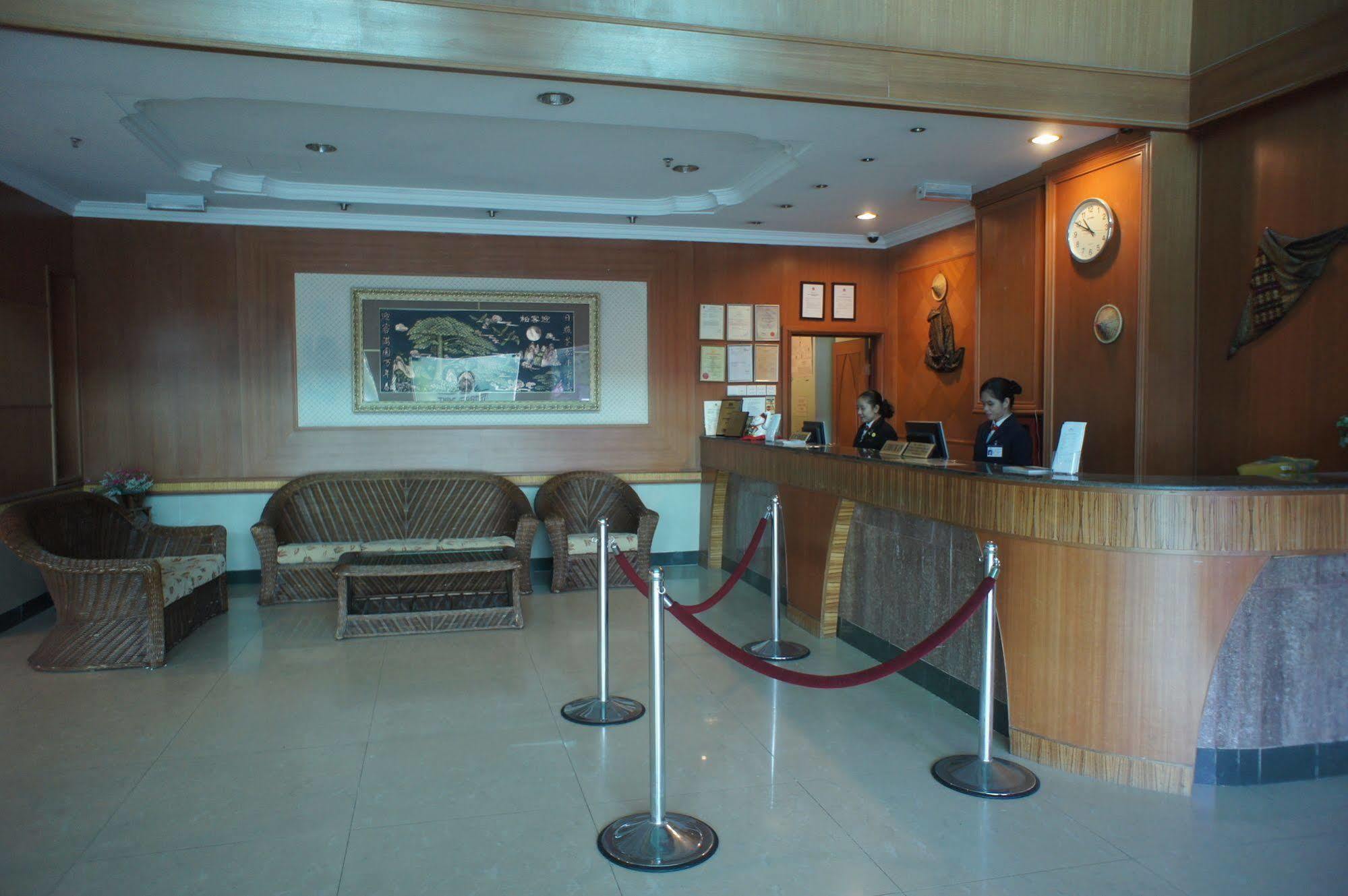 Tyng Garden Hotel SDK Buitenkant foto