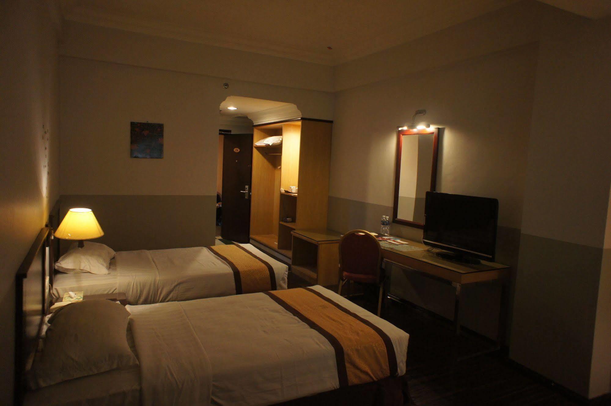 Tyng Garden Hotel SDK Buitenkant foto
