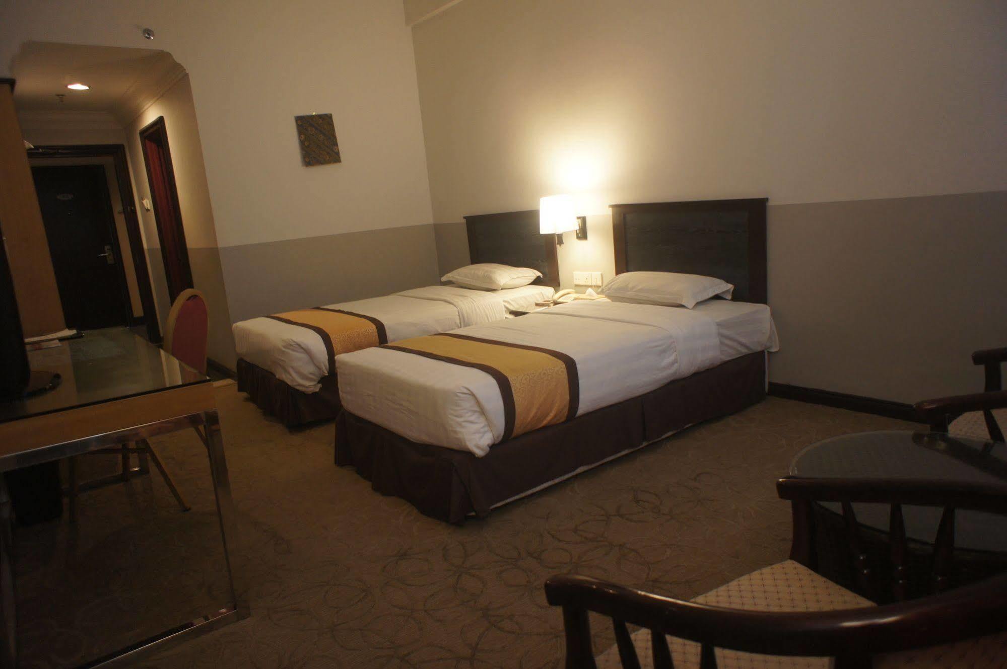 Tyng Garden Hotel SDK Buitenkant foto