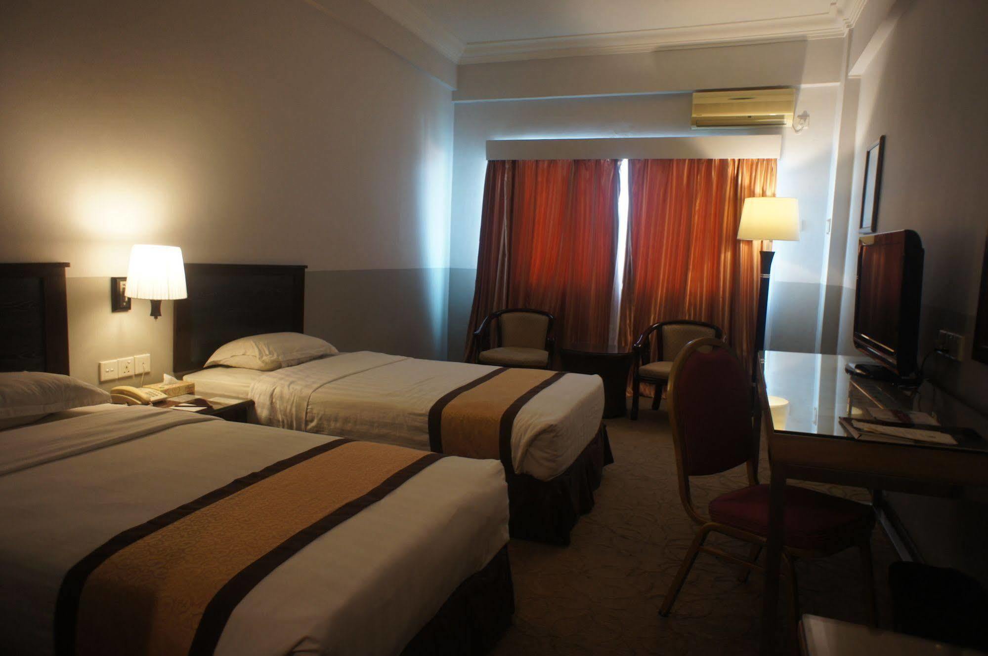 Tyng Garden Hotel SDK Buitenkant foto